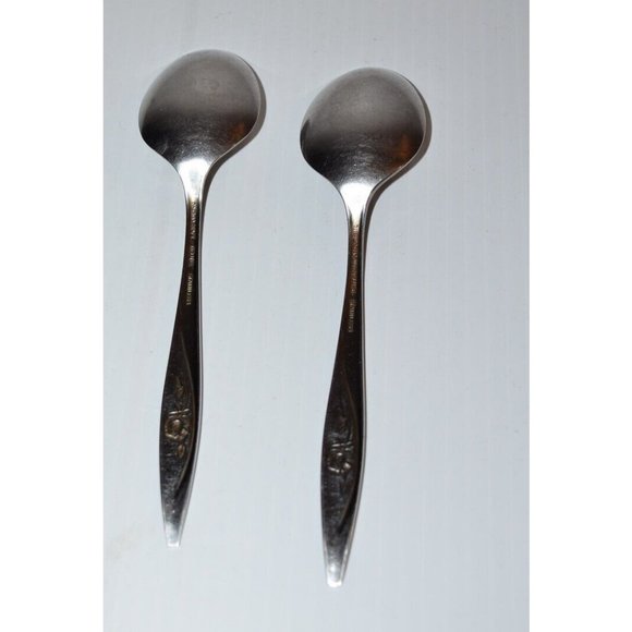 Oneida craft Deluxe serving spoon Lasting Rose Pre-owned 2 pc set - Picture 2 of 11